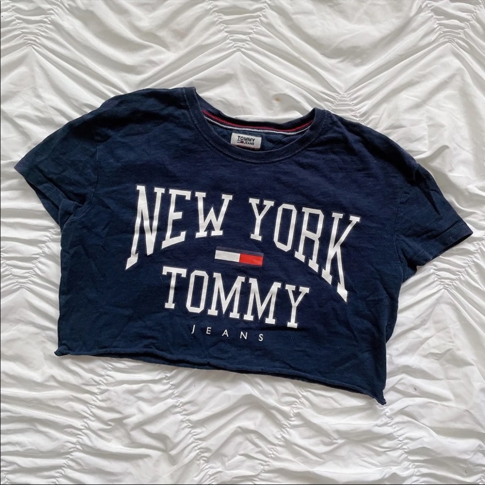 tommy hilfiger crop tee